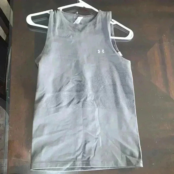 Under Armour Womens SM Tank Top T-Shirt Heatgear Workout Polyester Blend - Picture 4 of 4